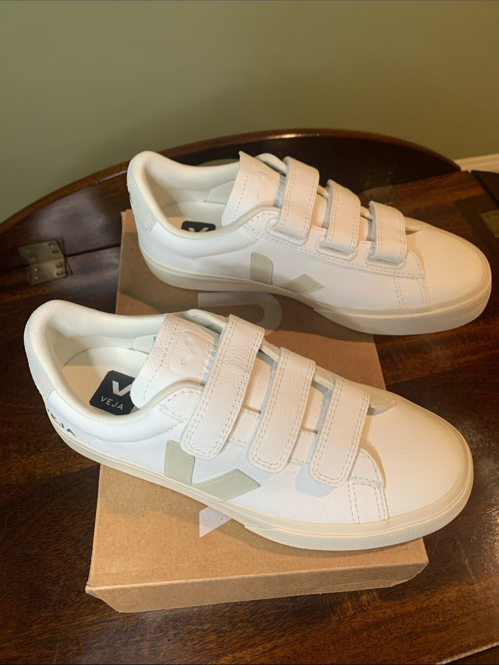Women’s Veja Recife White Leather Sneakers - Picture 4 of 13